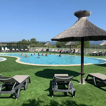 Camping Climatise, Animaux Ok - 16 Pers. - Api-1-52-2837